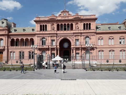Casa Rosada presidential palace on Plaza de Mayo in Buenos Aires