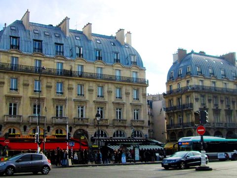 Haussmann apartment buildings on Place Saint-Michel in Paris
