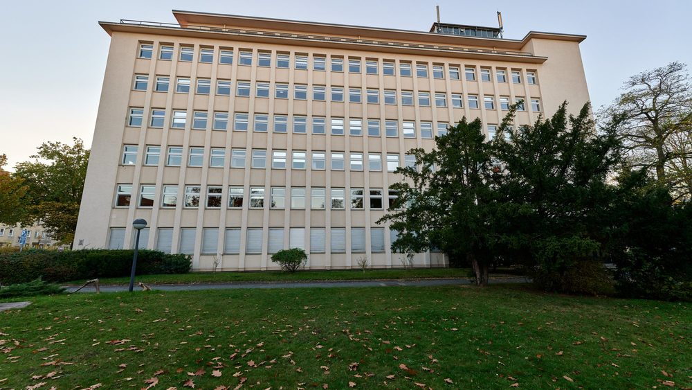 Finanzamt Berlin-Steglitz tax office building behind a lawn