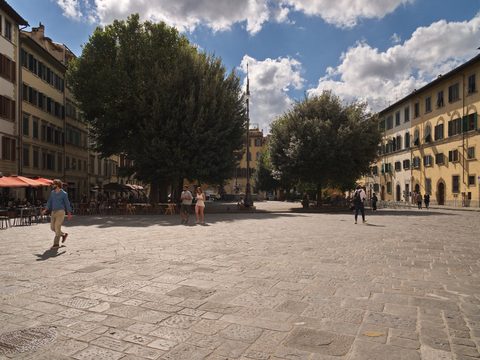 Piazza Santo Spirito, a lived-in square in Florence's Oltrarno